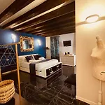 Dimora Fattorini Bed & Breakfast